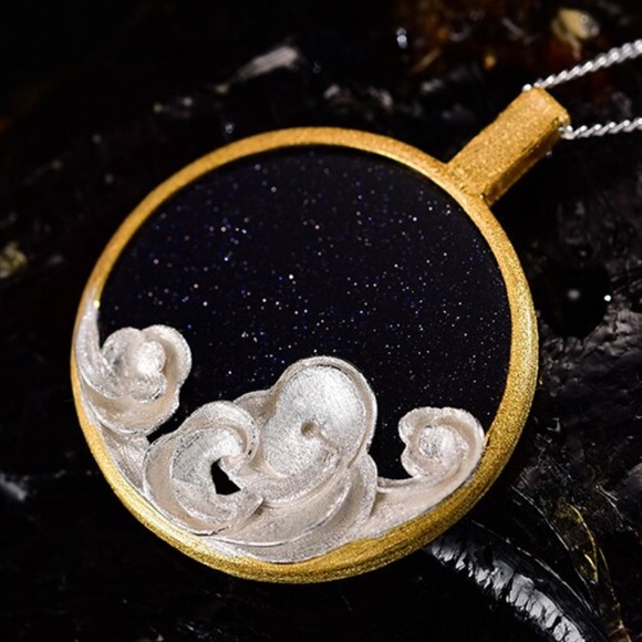 Artisan Handmade Natural Quartz Waves Necklace - Picture 4 of 6